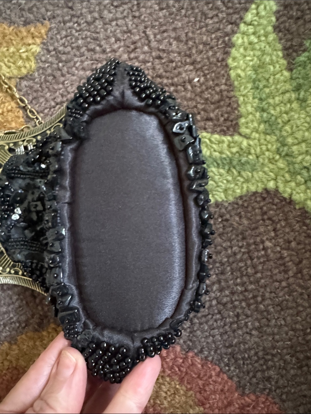 Vintage-Inspired Black Beaded Evening Bag with Metal Frame - Picture 3 of 4